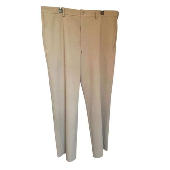 NWT Men’s SAVANE Max Comfort Waist Band 4 Way Stretch Pants Size 38W 30 L Taupe - Picture 1 of 14